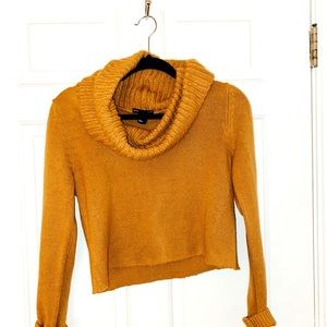 Mustard yellow cropped turtleneck